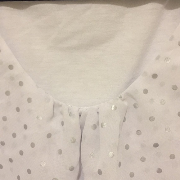 White & Metallic Silver Polka Dot Ruffle Front Career Office Wear Tank Size XL - Picture 4 of 8